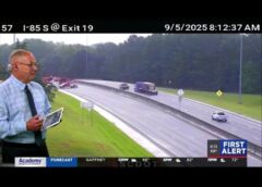 Vehicle causes tractor trailers to jack knife on I-85 in Anderson Co.